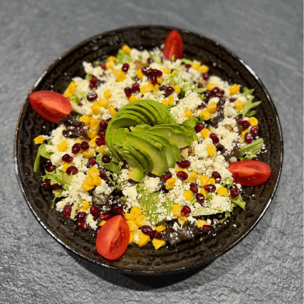 Tulum Salad with Avocado